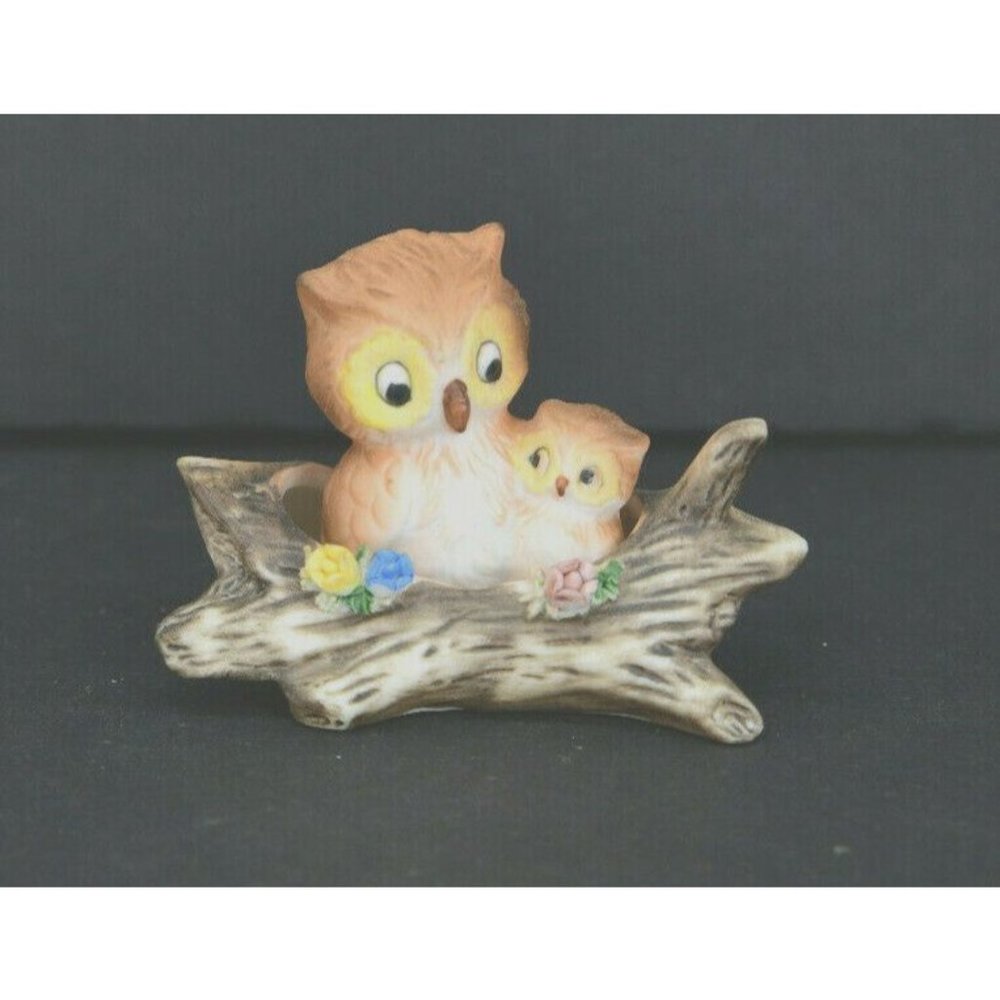 Vintage Porcelain Mom Owl And Owlet Snuggled Of Inside A Branch Figurine